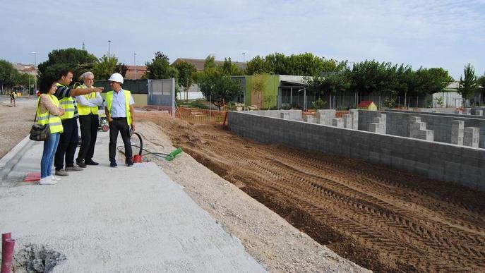 Instal·len els barracons del nou institut a un mes de l’obertura