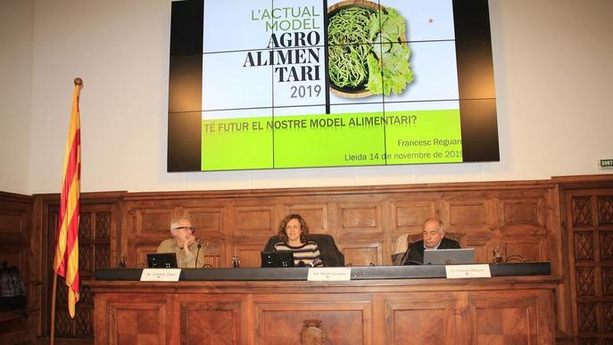 Debat sobre el futur del model agroalimentari a l'IEI