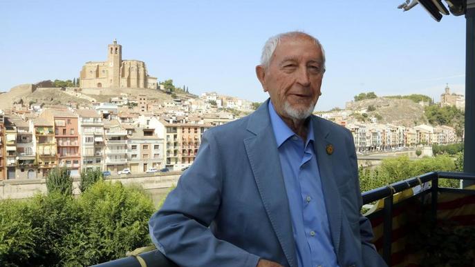 L'escriptor Josep Vallverdú, nomenat fill predilecte de Lleida