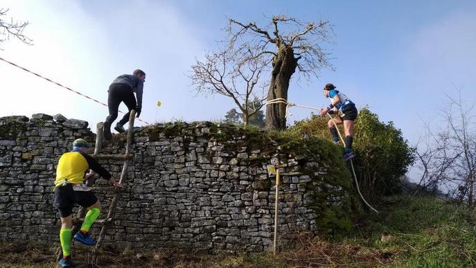 El vuitè Trail SantRUNmon reuneix gairebé 300 corredors