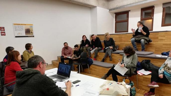 Pares i mares de l'Àngel Guimerà estudien noves protestes