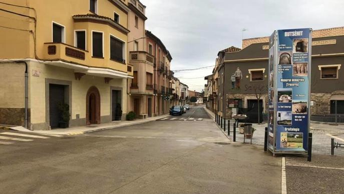Montgai acaba les obres de millora de la plaça de la Fassina i el seu entorn