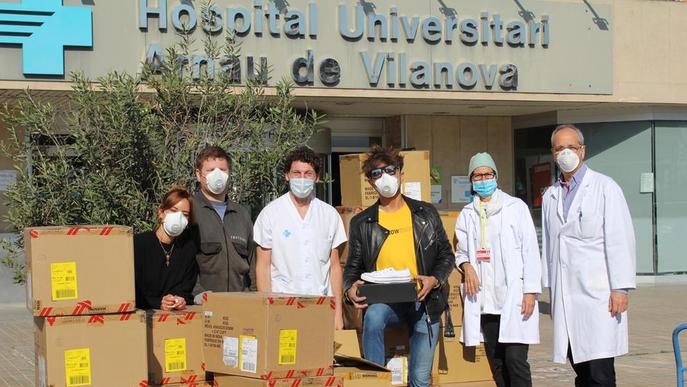 El Grup Sitgetana dóna 500 sabates al personal sanitari