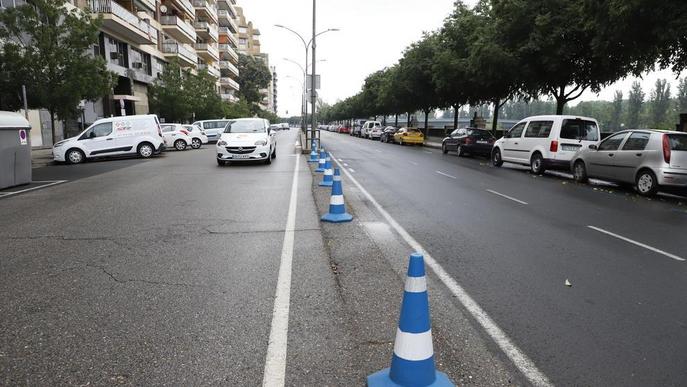 L'estrena de noves zones de vianants a set carrers de Lleida sorprèn transeünts i conductors