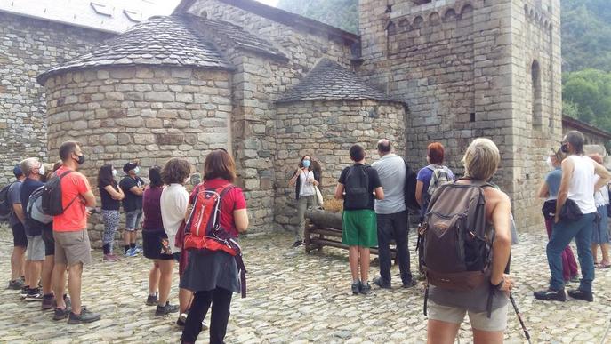 El romànic de la Vall de Boí, amb l'aforament reduït, deixa fora visitants