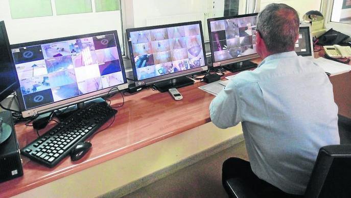 Justícia instal·la càmeres de videovigilància a la presó de Ponent per evitar zones cegues