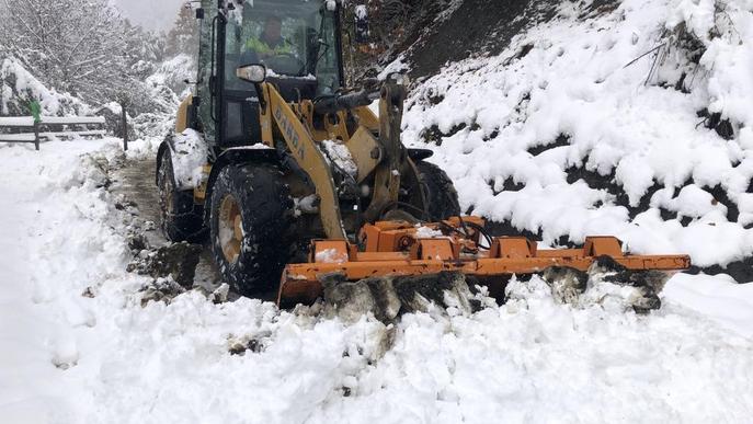 Més nevades al Pirineu i un rescat de 400 vaques a Aran