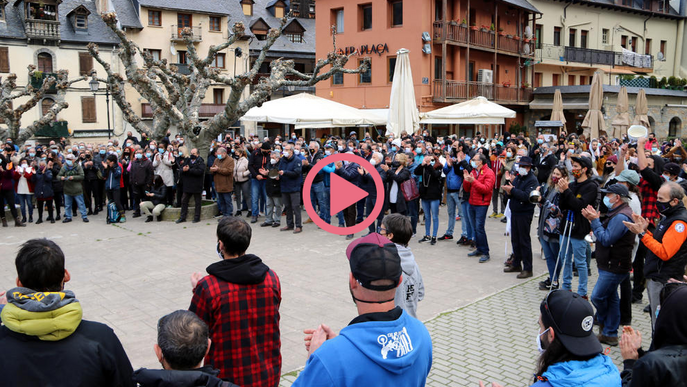 ⏯️ Unes 400 persones exigeixen a Vielha solucions urgents per al turisme