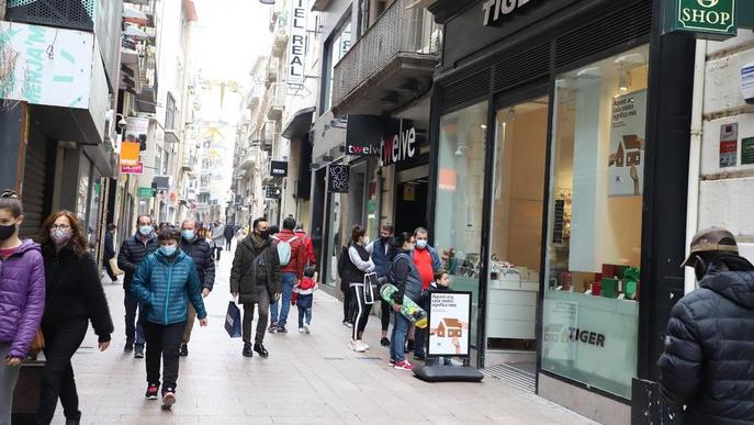 Lleida canvia l'obertura de botigues de demà a dimarts