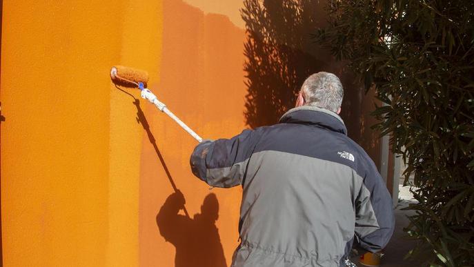 Adif repara danys causats per vandalisme a la línia de Manresa