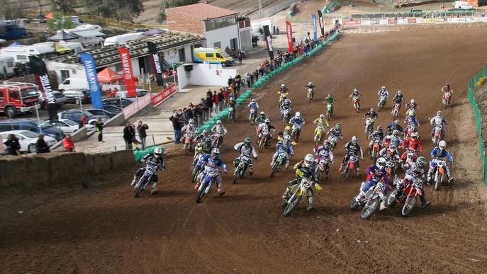 Campionat 'vintage' a Lleida amb motos dels anys noranta