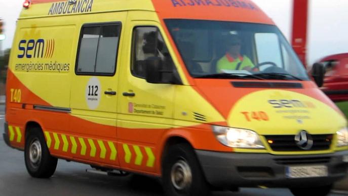 Un conductor de 80 anys mor en sortir de la via i caure per un talús a Vilagrassa