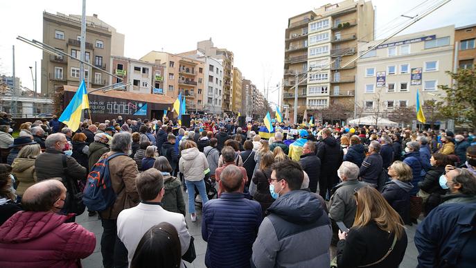 Unes 600 persones es concentren a Lleida per reclamar la pau a Ucraïna