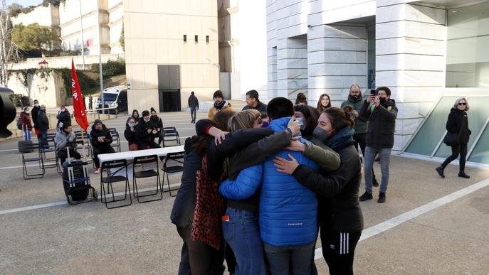 Demanen un any i mig de presó a un jove de la Seu acusat d'agredir dos mossos