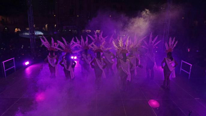 El Carnestoltes del Congre inunda Balaguer de colors, música i gresca