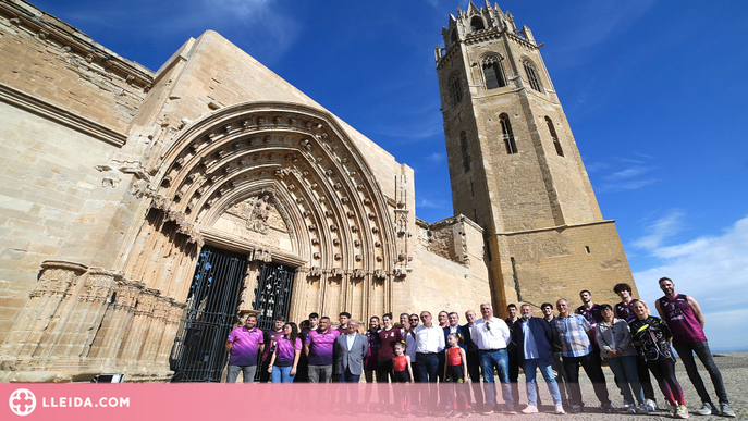 Els clubs esportius de Lleida, units pel color bordeus