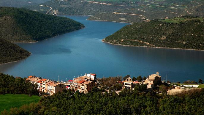 ⏯️ L'entorn del pantà de Rialb, beneficiat pel turisme de proximitat 20 anys després de la seva inauguració