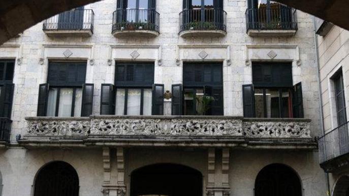 Façana de l'Ajuntament de Girona