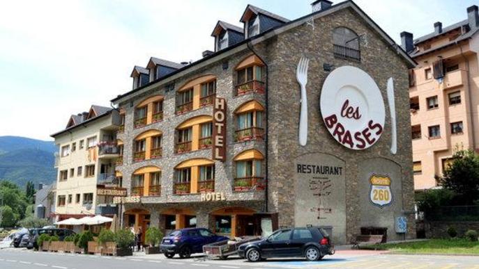 L'hostaleria del Pirineu alerta que si no es recupera la mobilitat no hi haurà gent als restaurants i allotjaments