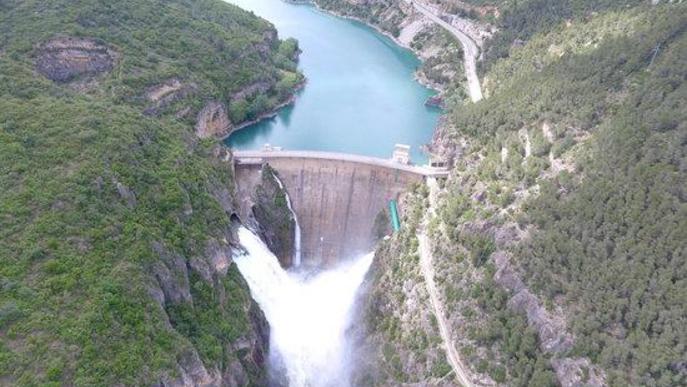 El desembassament de Camarasa a vista de dron