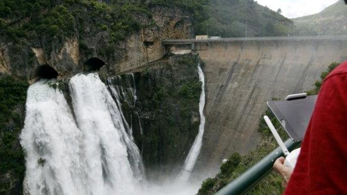 El desembassament de Camarasa a vista de dron