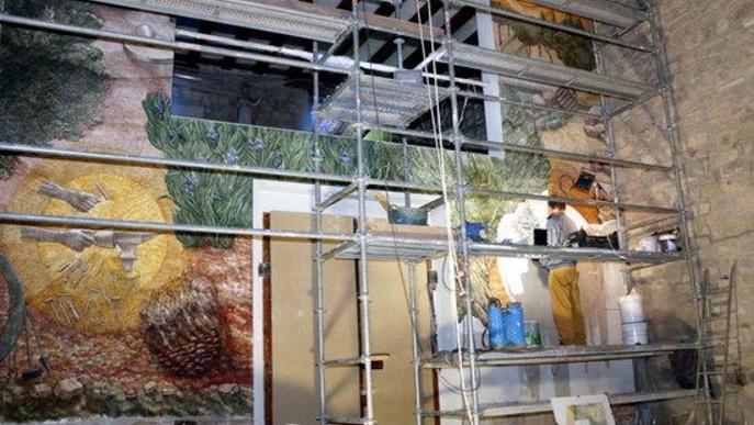 ⏯️ Josep Minguell enllesteix el seu darrer mural a l'ermita del parc Sant Eloi de Tàrrega