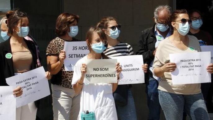 ⏯️ Protesta dels sanitaris a Lleida per exigir que es reverteixin les retallades sanitàries