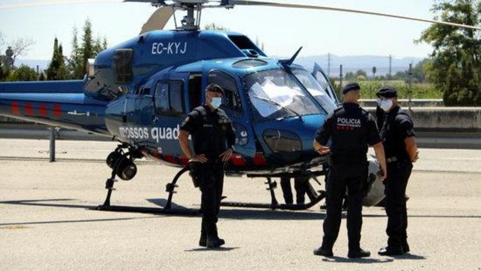 ⏯️ Els mossos munten un centre de comandament l'A-2 a Vila-sana per coordinar el confinament del Segrià