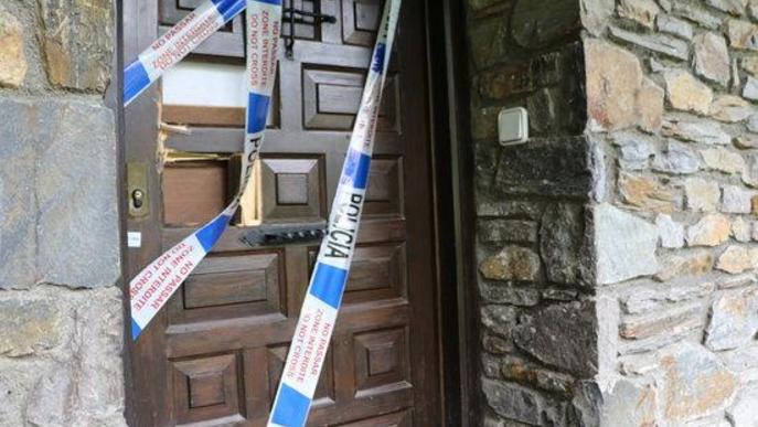 Un home apareix mort a casa seva a Andorra, assassinat per un empleat seu