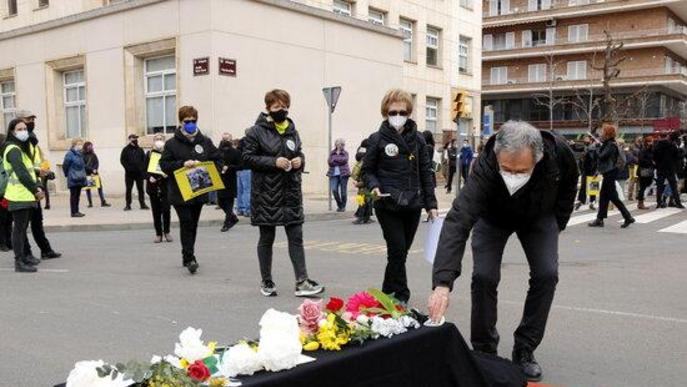 ⏯️ "Enterrament" de la dansa a Lleida per denunciar la situació crítica que viu el sector