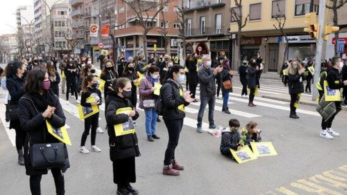 ⏯️ "Enterrament" de la dansa a Lleida per denunciar la situació crítica que viu el sector