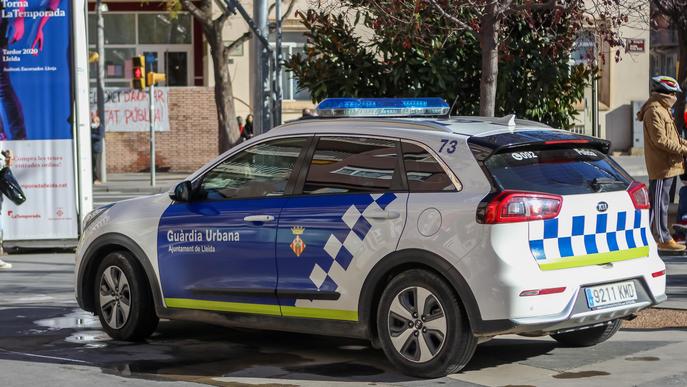 Detingut per masturbar-se davant de cinc menors a Lleida
