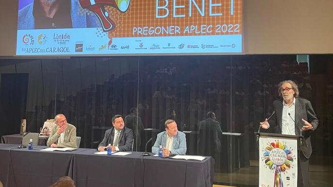 Tatxo Benet enalteix Lleida i la "idiosincràsia" dels lleidatans en el pregó inaugural de l'Aplec