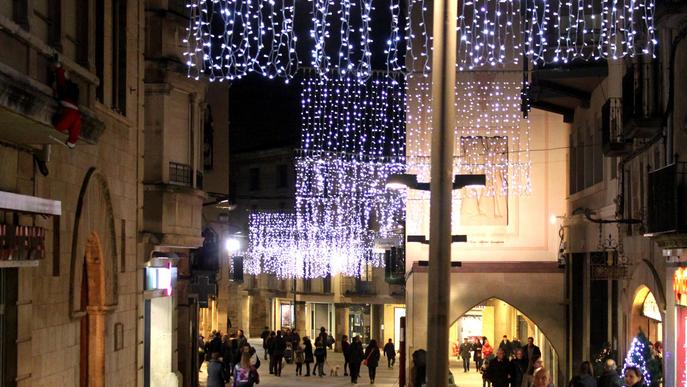 L'Ajuntament de Tàrrega assumirà aquest any el cost dels llums de Nadal als carrers
