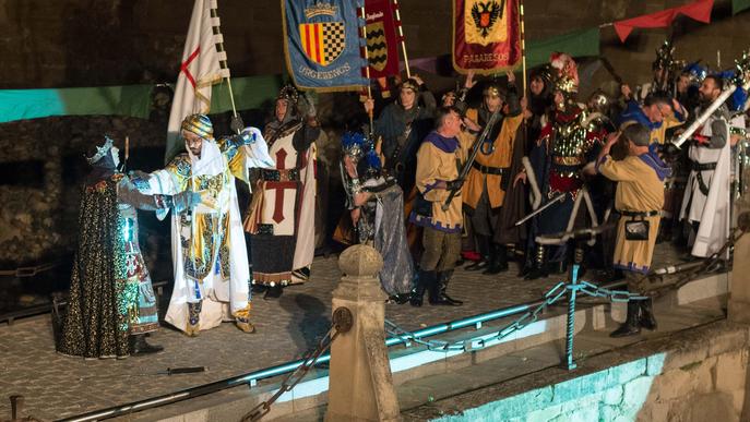 Lleida és reconquerida per les tropes mores i es converteix en Medina Larida