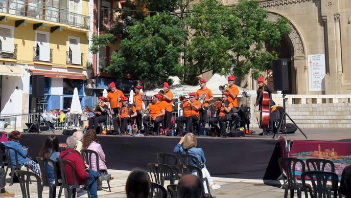 Música i tradició prenen Lleida