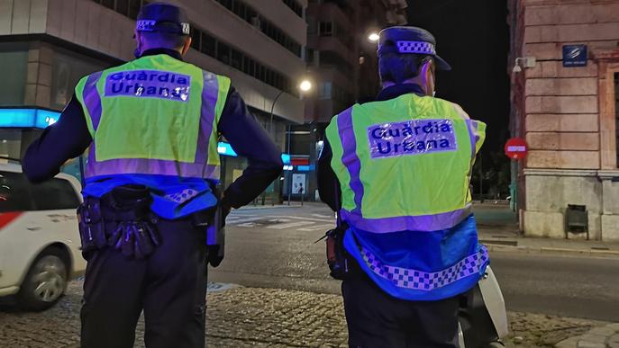 Denuncien quinze persones que celebraven una festa al Mercat de la Mariola de Lleida