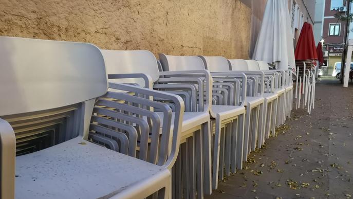 La Paeria facilitarà que bars i restaurants puguin ampliar o donar d'alta noves terrasses