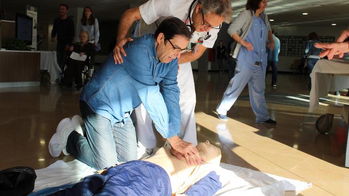 L’Arnau de Vilanova forma la ciutadania en tècniques de reanimació cardiopulmonar