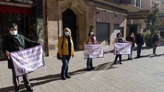 Cadena Feminista a Tàrrega contra les violències masclistes