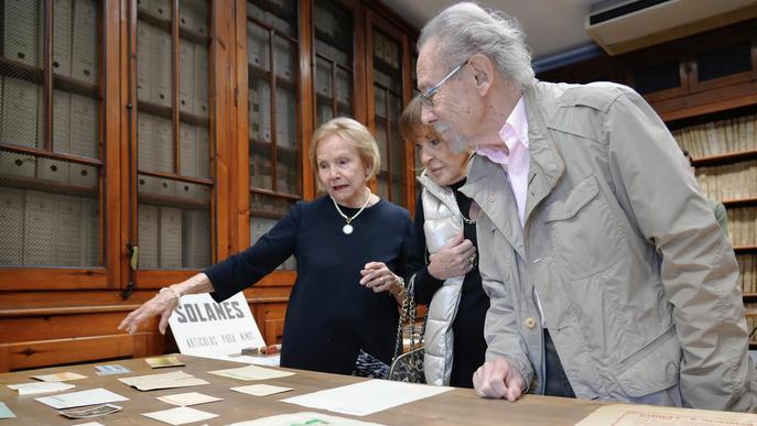 L'Arxiu Municipal de Lleida rep la donació de documentació de l'antiga botiga Solanes