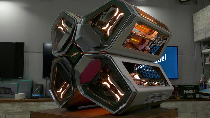 Una empresa lleidatana crea un ordinador inspirat en en una fàbrica de cerveses futurista perquè els gamers inquiets continuïn superant-se