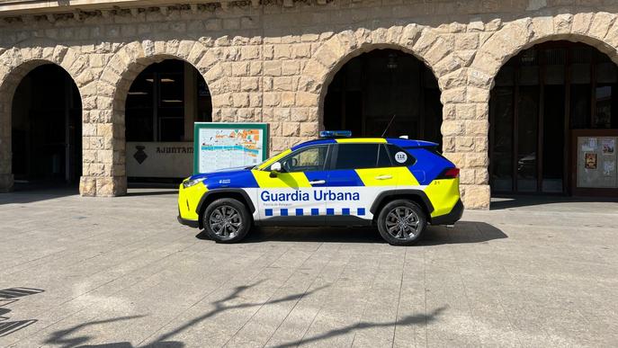 Balaguer presenta el nou vehicle de la Guàrdia Urbana, retolat segons el model visual internacional