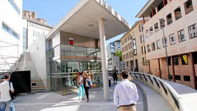 Reclamen 810.000 euros als bancs a Lleida