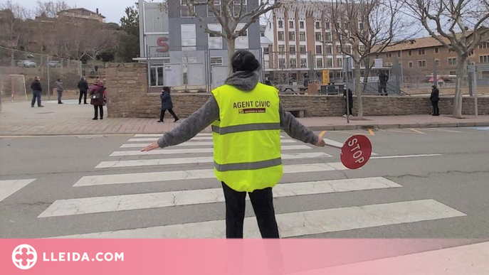 Solsona reclama respecte envers la figura de l'agent cívics a l'entrada i sortida de les escoles