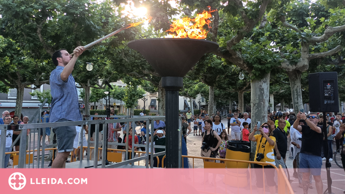 La Flama del Canigó il·lumina la festa de Sant Joan a Tàrrega