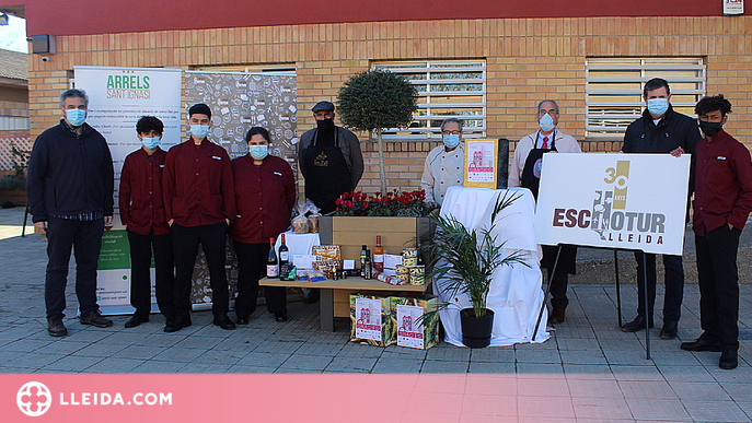 Lots solidaris amb panettone artesà fet per alumnes lleidatans per al Xup Xup Solidari 2021