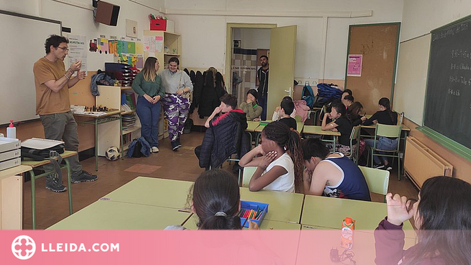 Intervenció fotogràfica de l'alumnat de l'escola Seu Vella per a promoure el civisme al barri