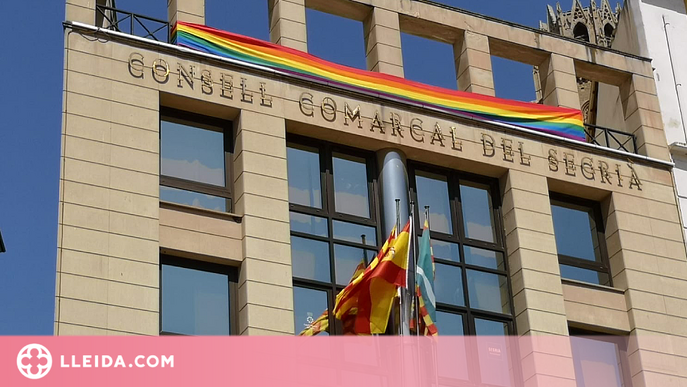 El Consell del Segrià difon díptics informatius de la nova llei trans en el Dia contra la LGTBI-fòbia