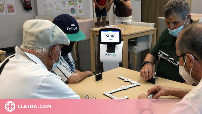 ⏯️ Aitona prova els robots desenvolupats per millorar la vida a la gent gran